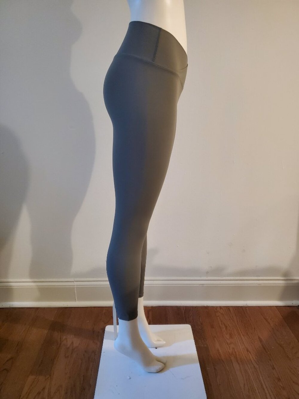 Jed North Women Small Olive Green Crossover V Waist Yoga Leggings Ankle Length